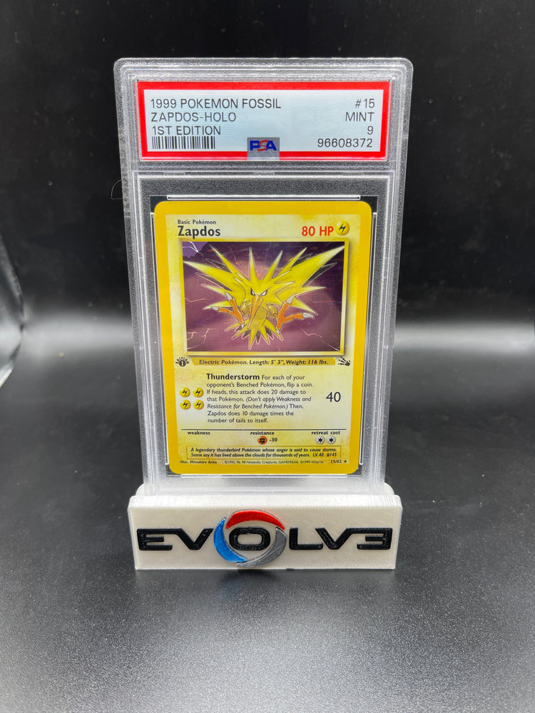 Zapdos - 1st Ed Holo (015/062) [Pokémon: Fossil] PSA 9